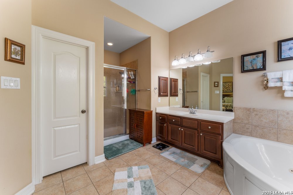 21719 Eden Rose Hill