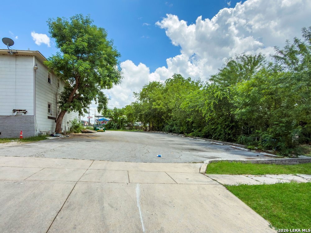 402 Mulberry