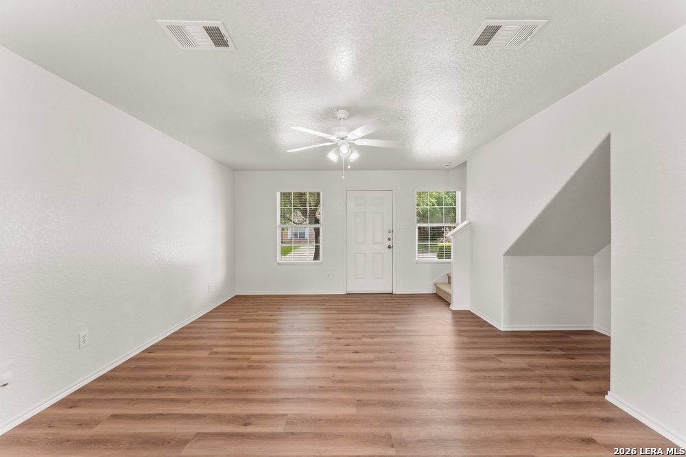 9007 Tezel Point