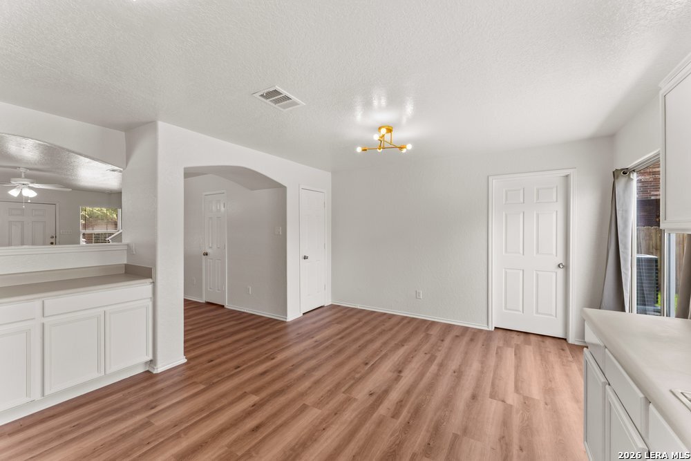 9007 Tezel Point