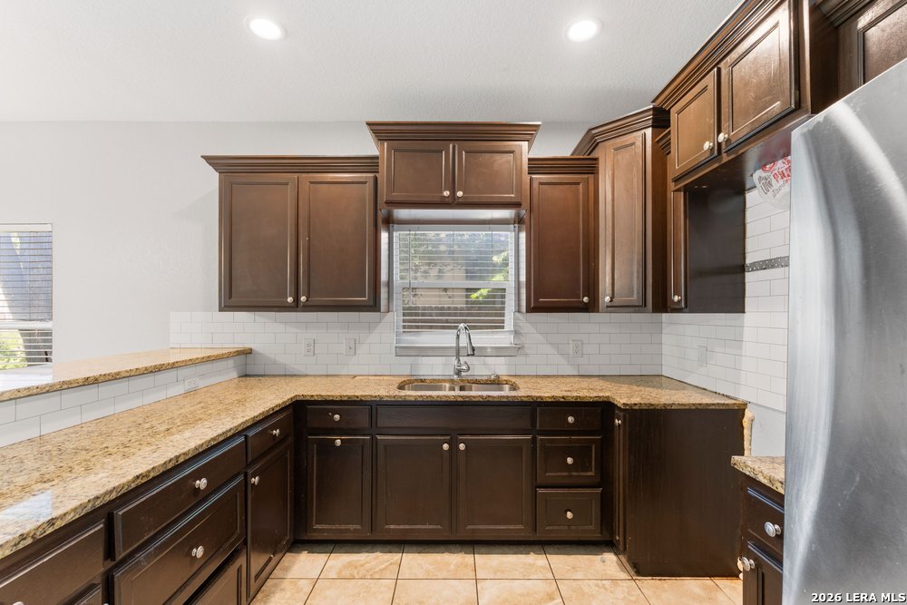 1204 Valencia