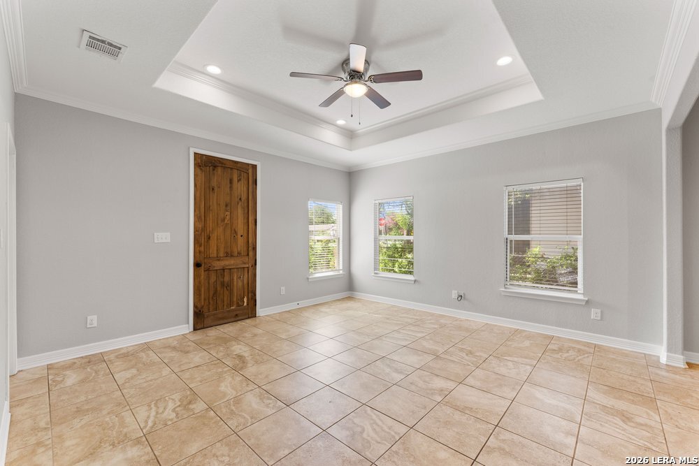 1204 Valencia