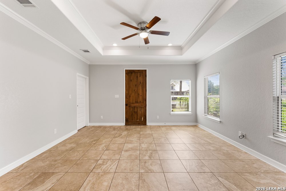 1204 Valencia