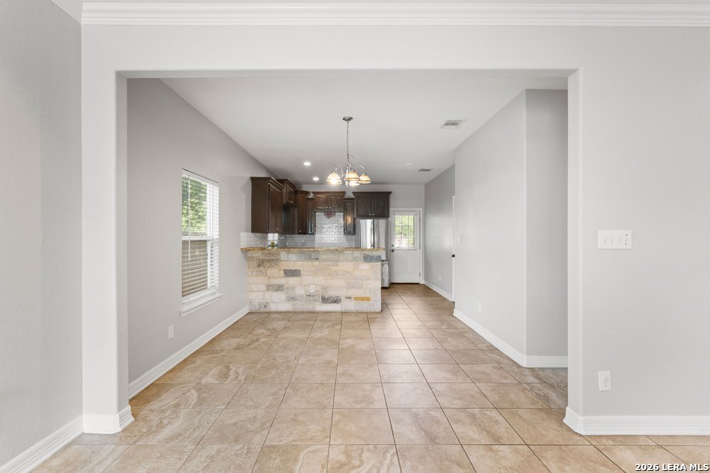 1204 Valencia