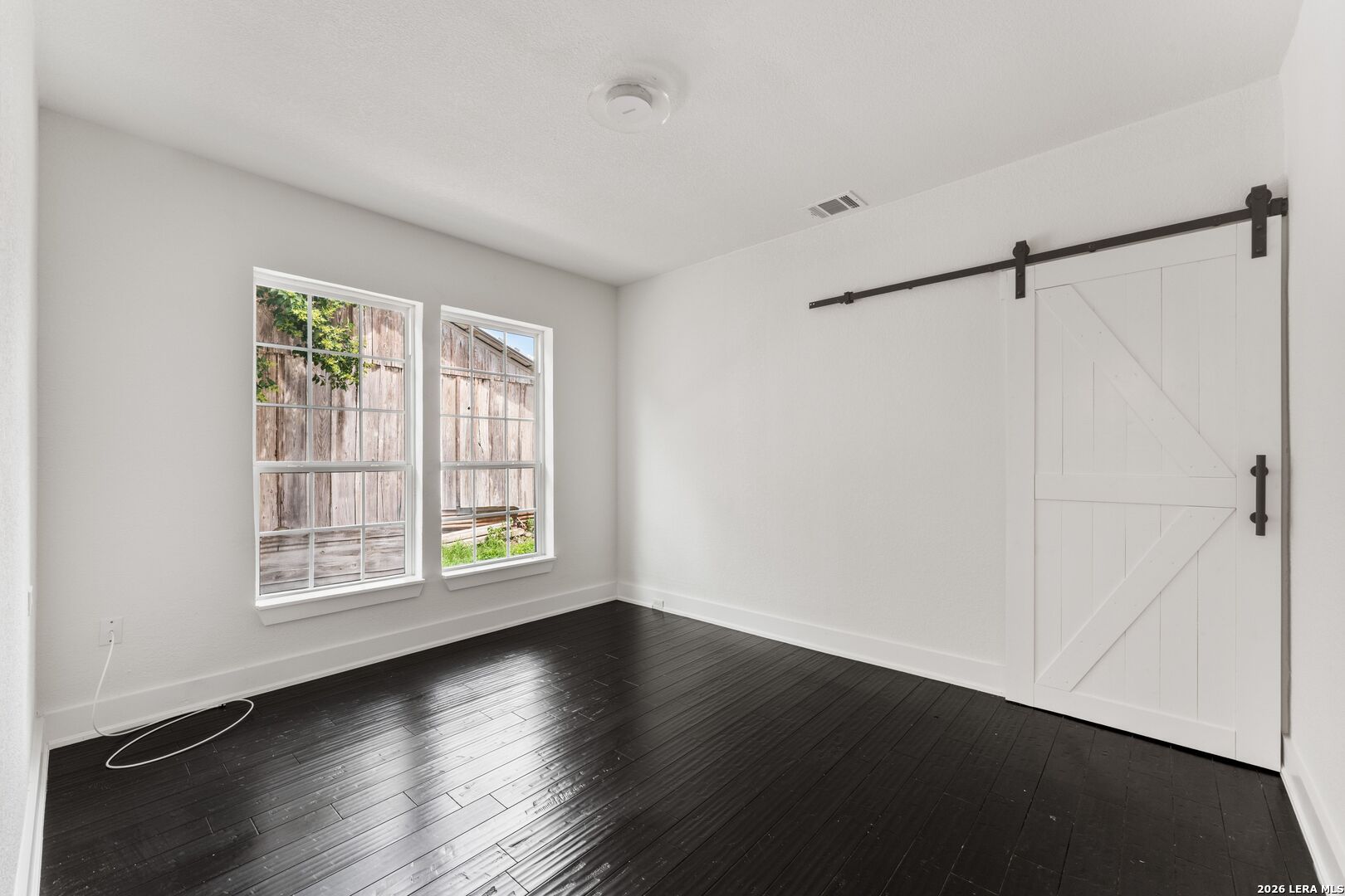 612 W Magnolia Ave