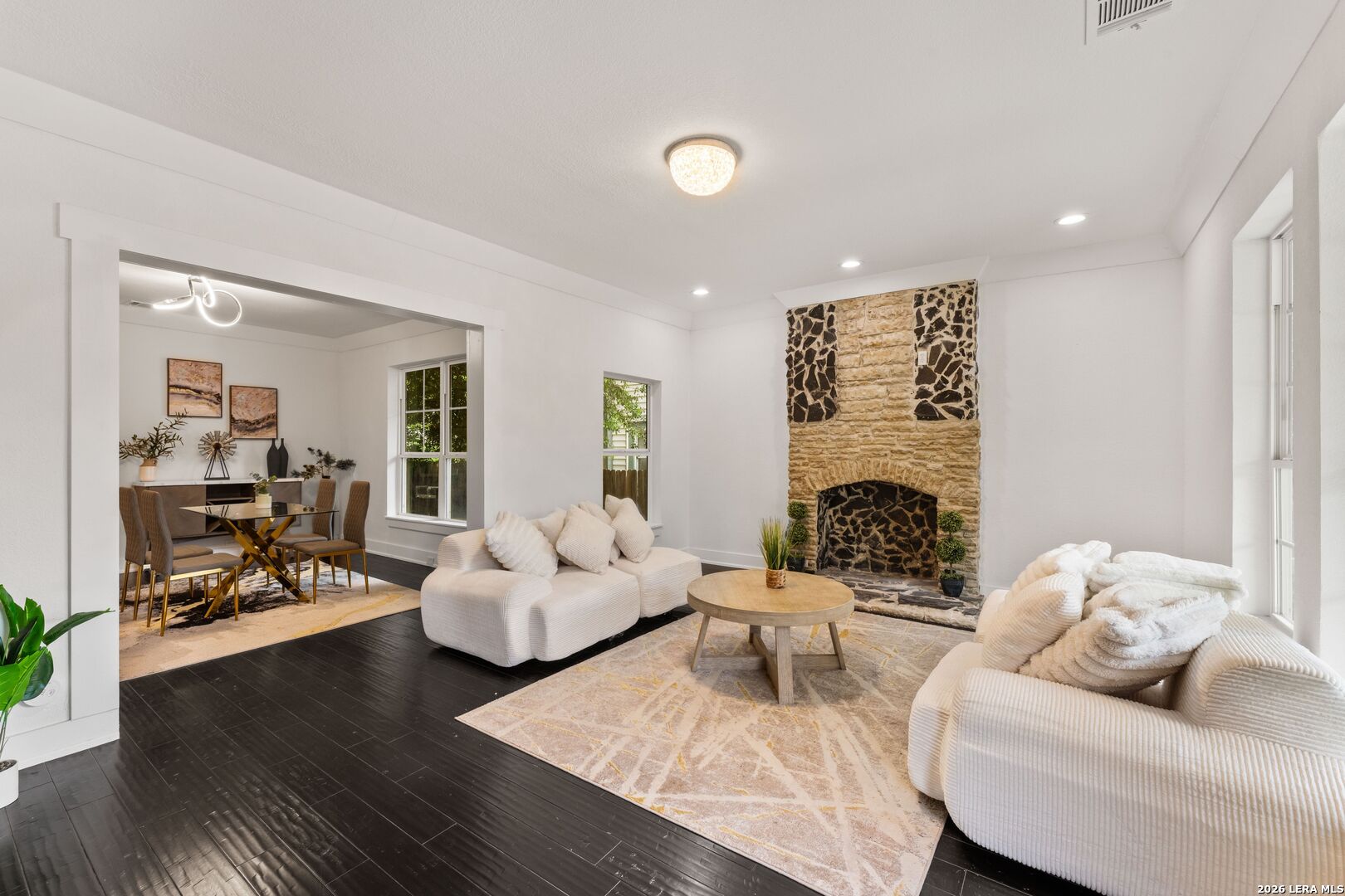 612 W Magnolia Ave
