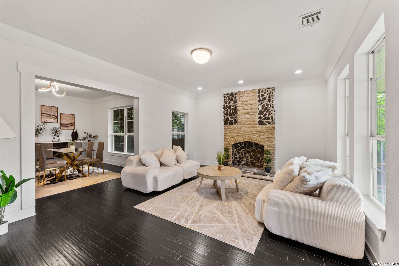 612 W Magnolia Ave