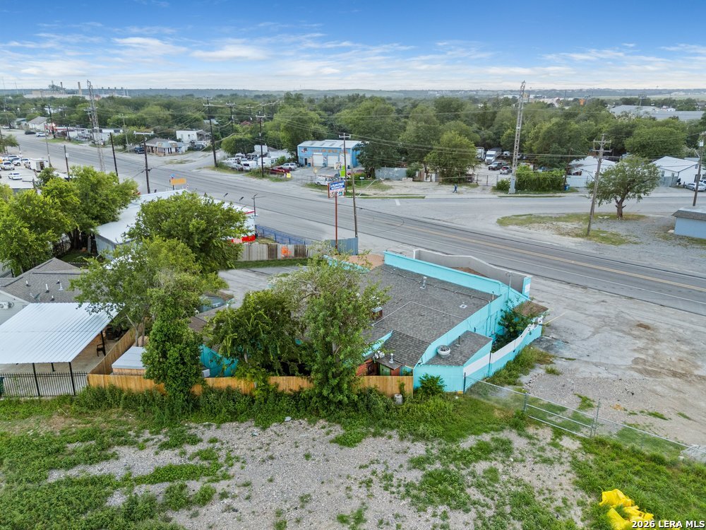 7222 New Laredo Highway