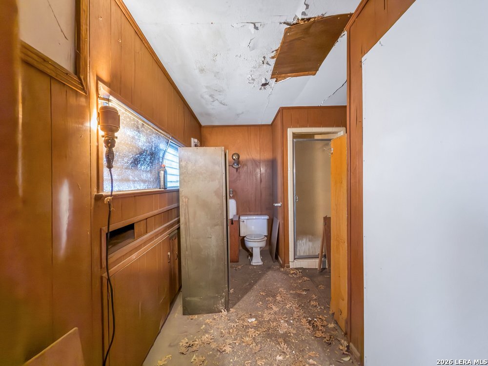 2922 Buena Vista St