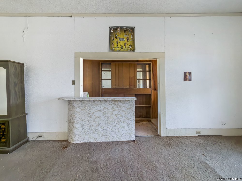 2922 Buena Vista St
