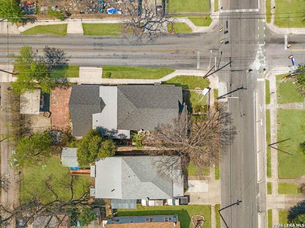 2922 Buena Vista St