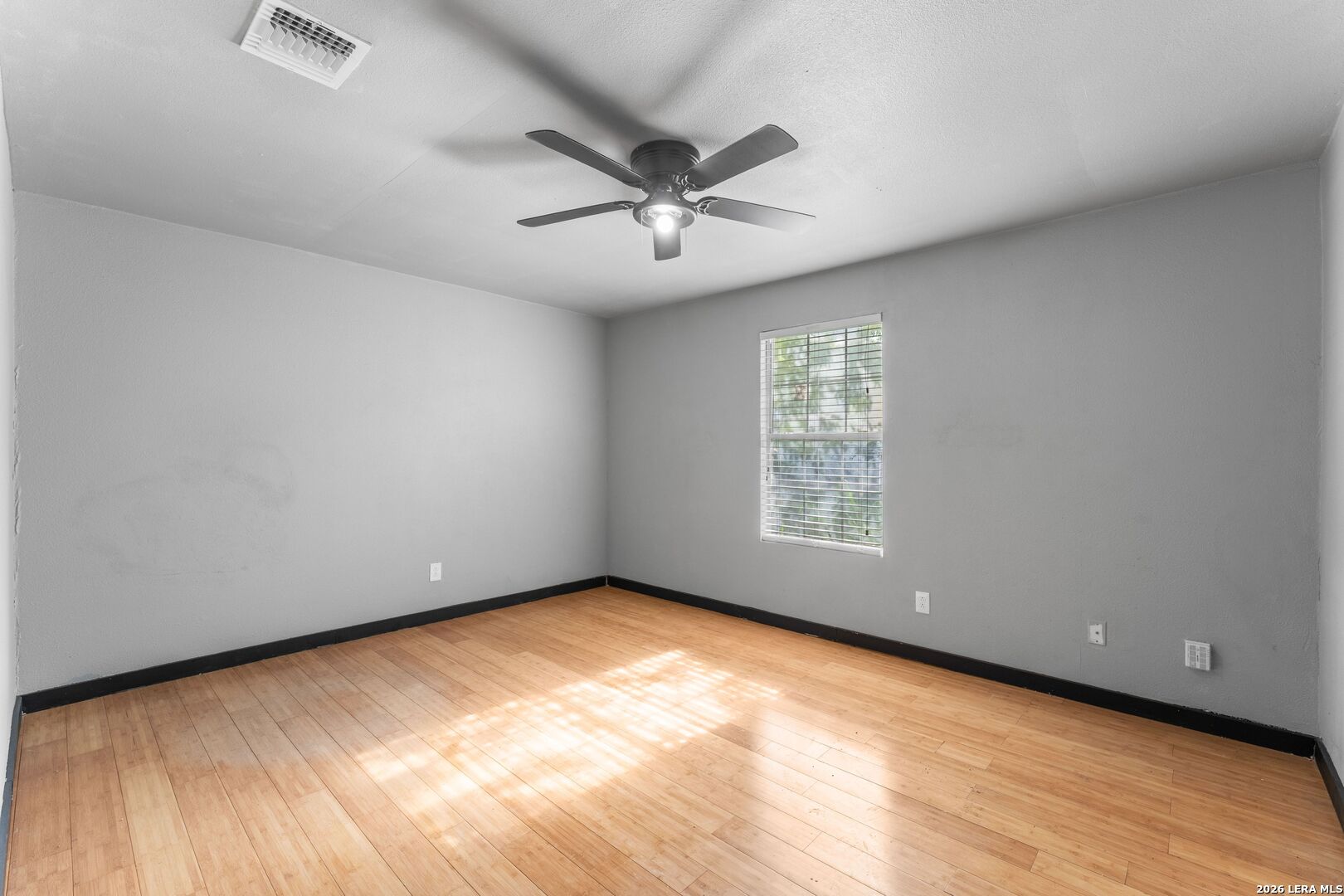 2114 Fitch