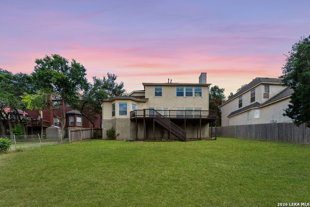 6519 Grove Creek