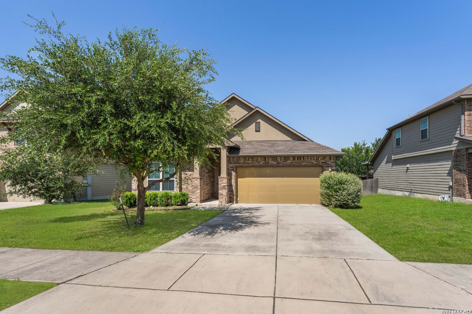 5469 CYPRESS PT