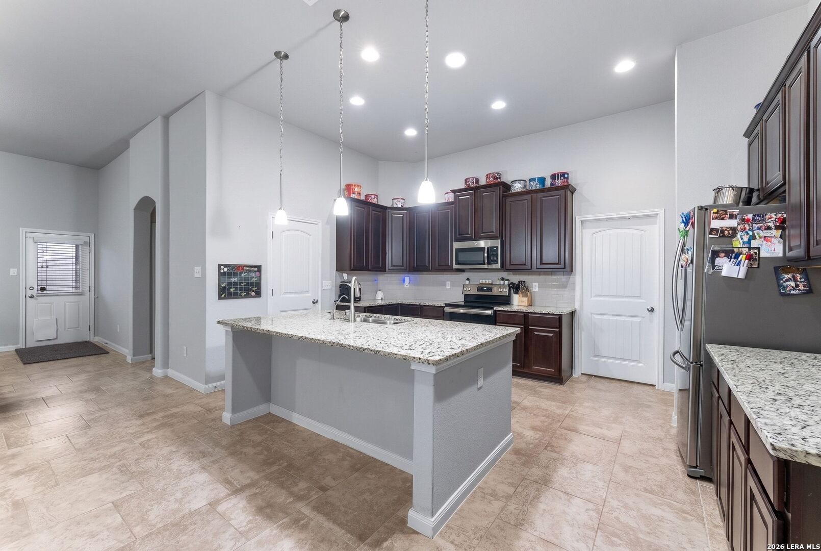 5469 CYPRESS PT