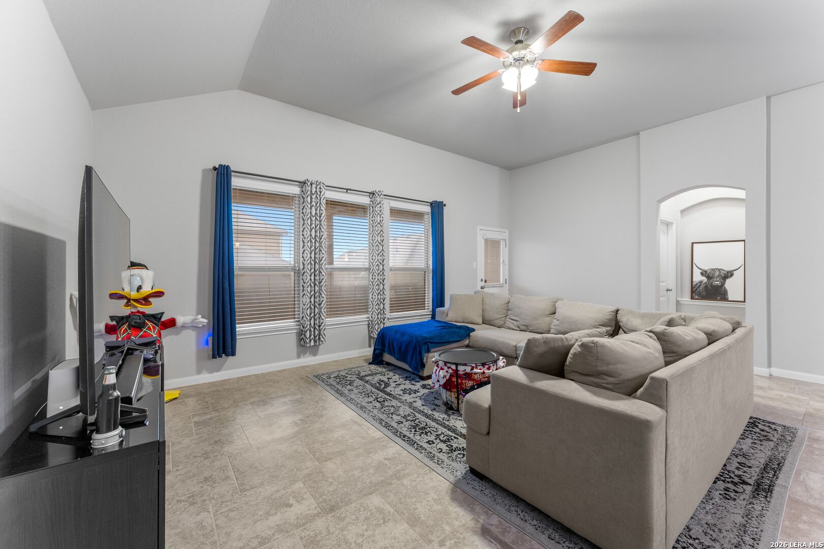 5469 CYPRESS PT