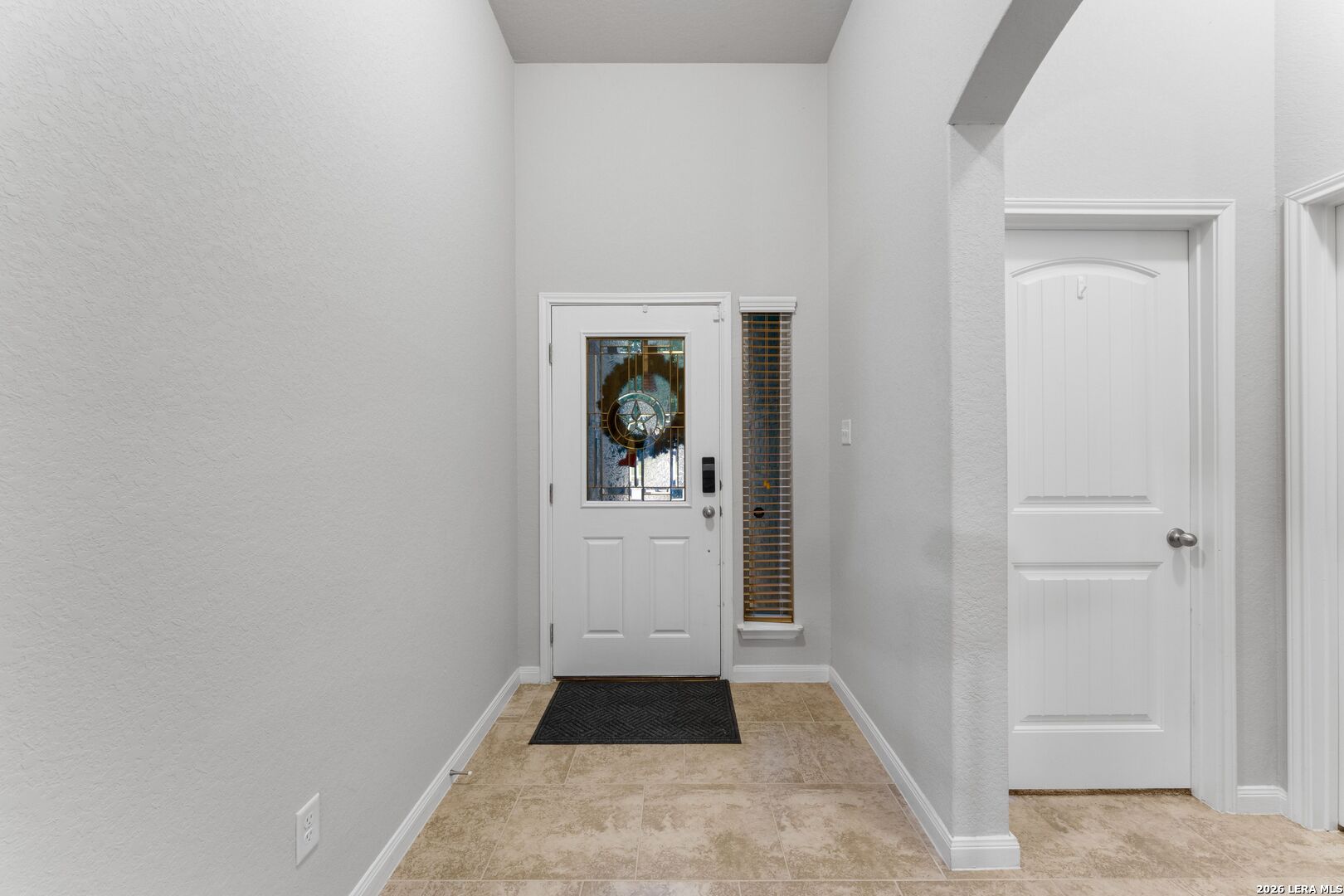 5469 CYPRESS PT