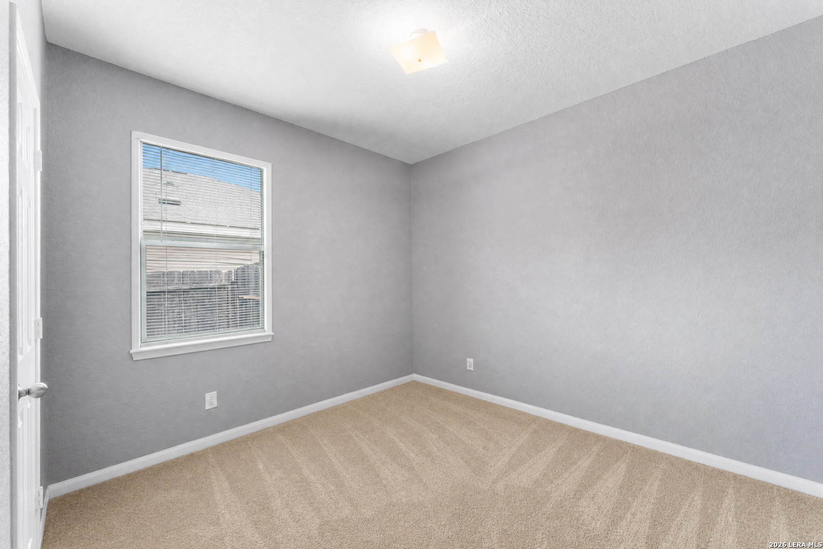 6719 Luckey Tree