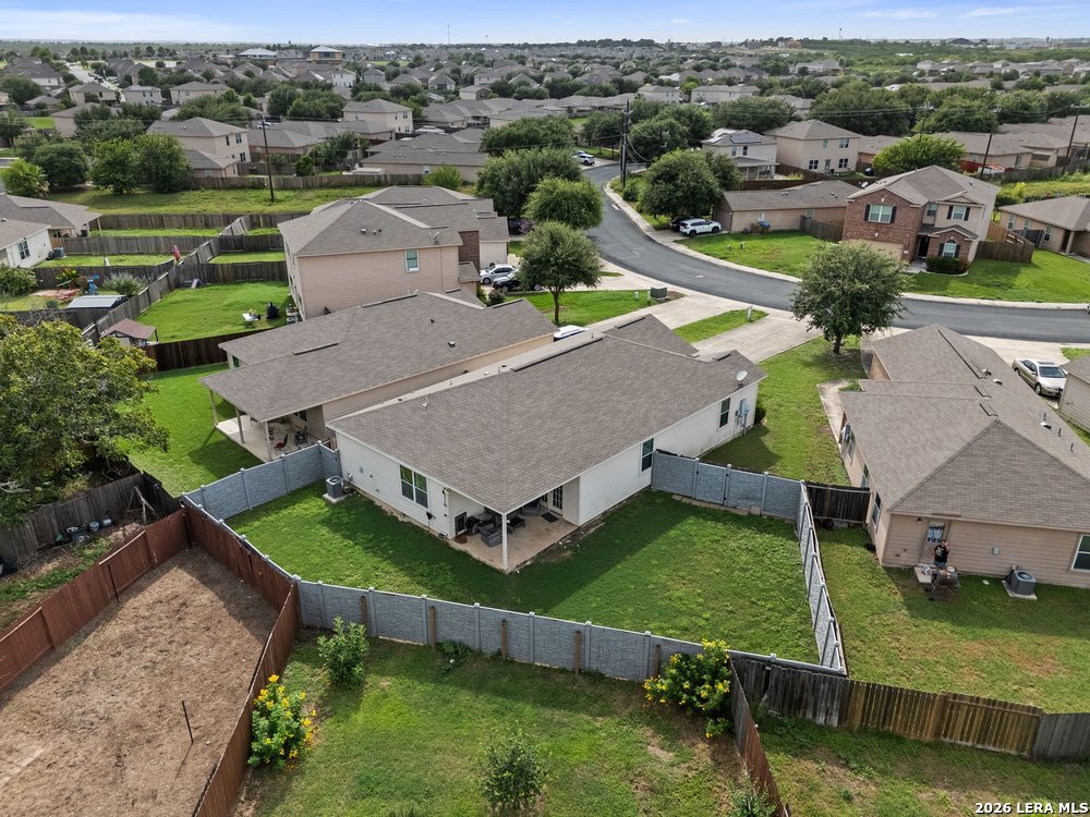 6719 Luckey Tree