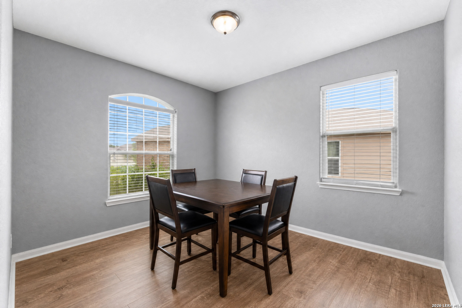 6719 Luckey Tree