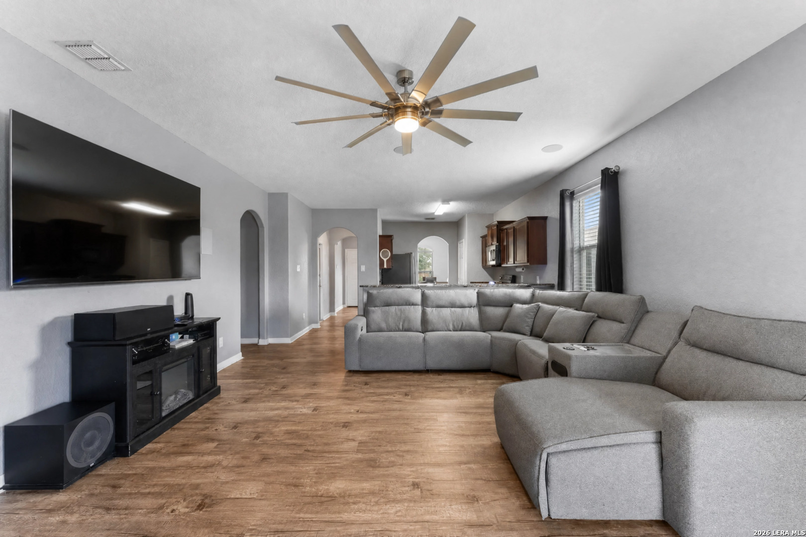 6719 Luckey Tree