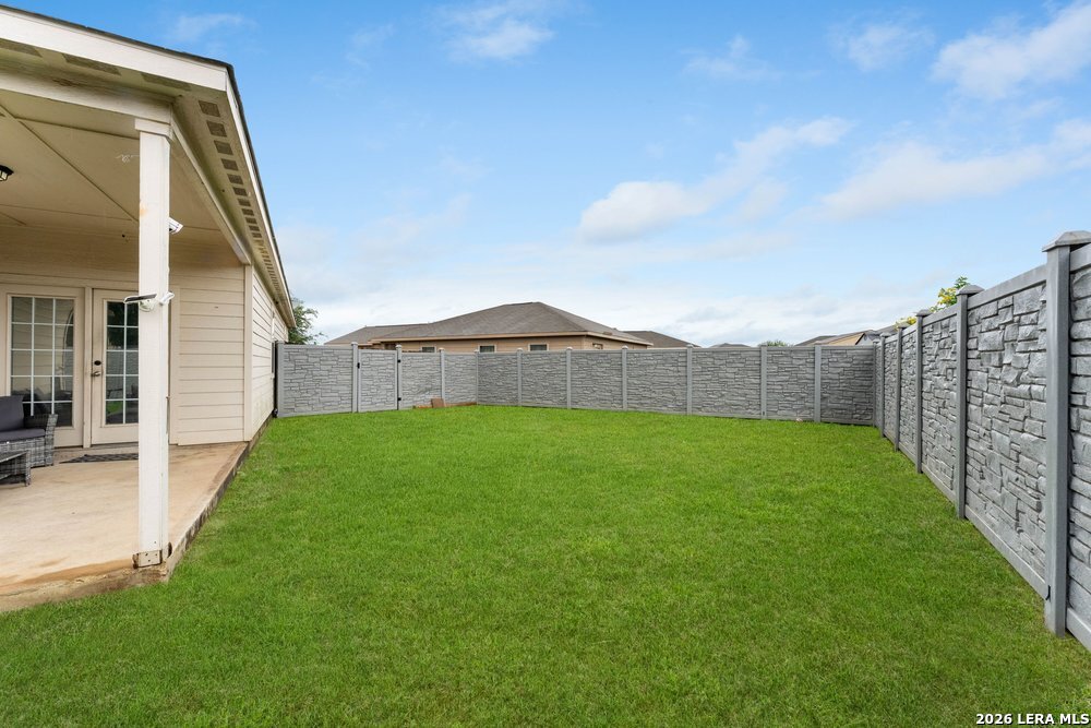 6719 Luckey Tree