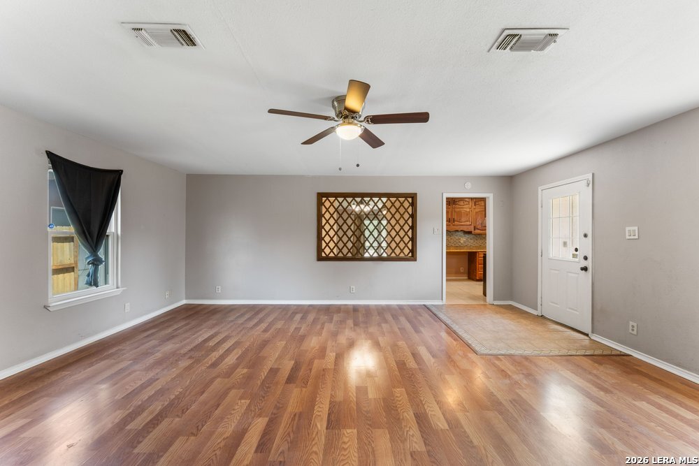 1060 Richmond