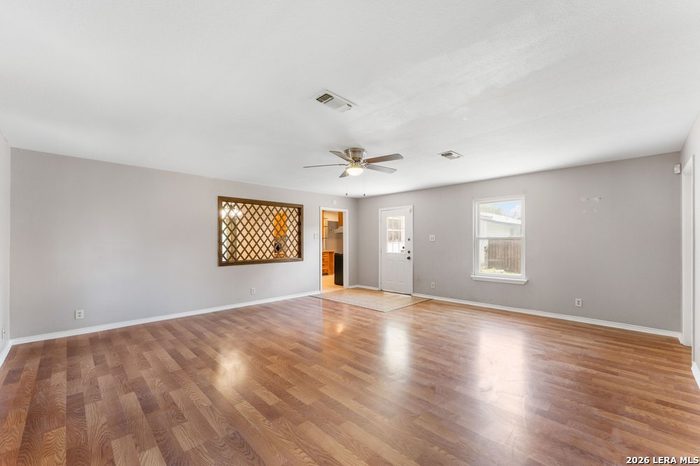 1060 Richmond