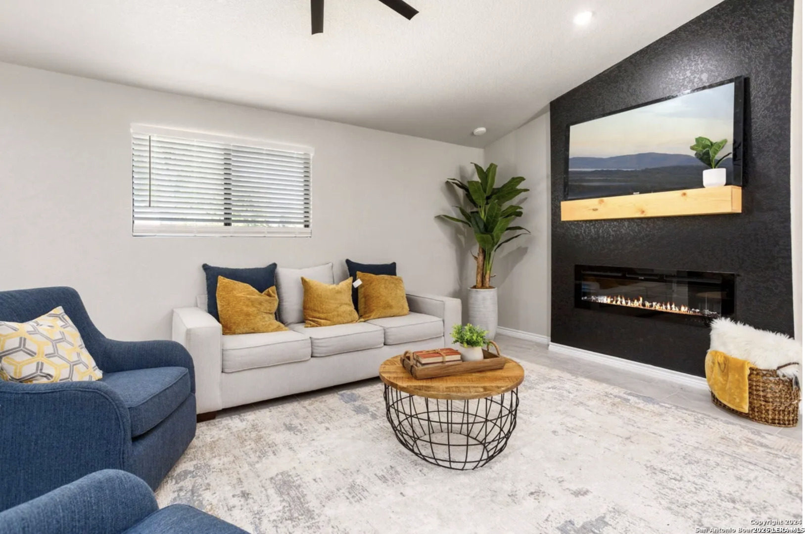 13134 Turkey feather dr