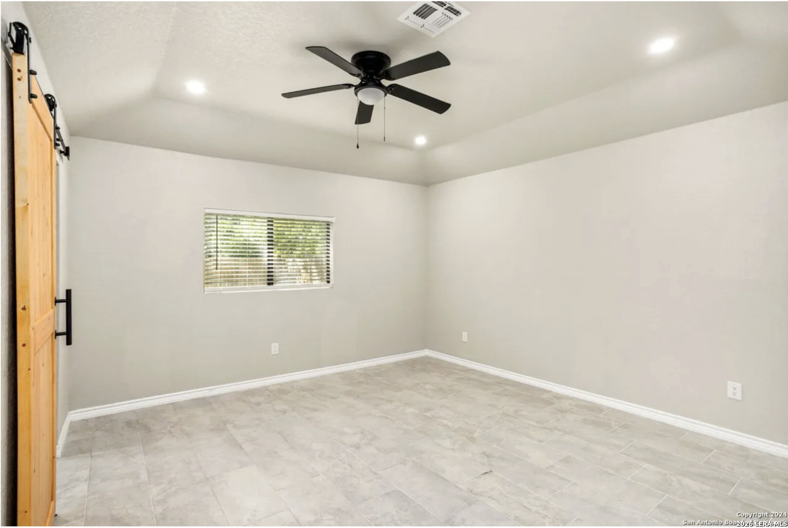 13134 Turkey feather dr