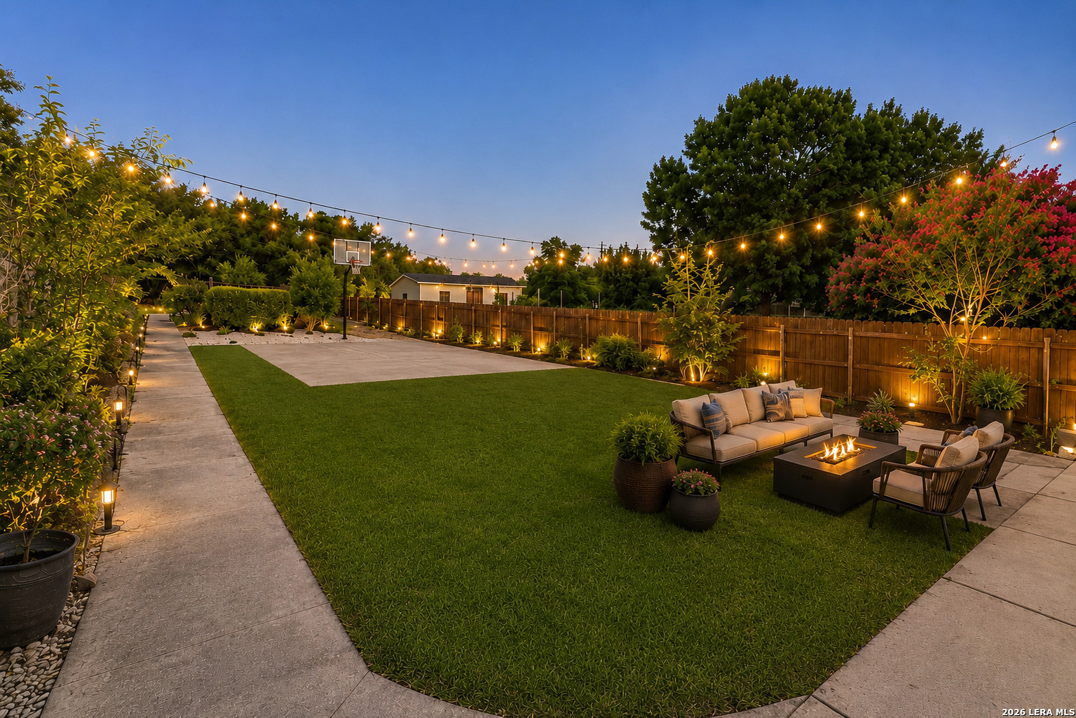 7827 Mainland Woods