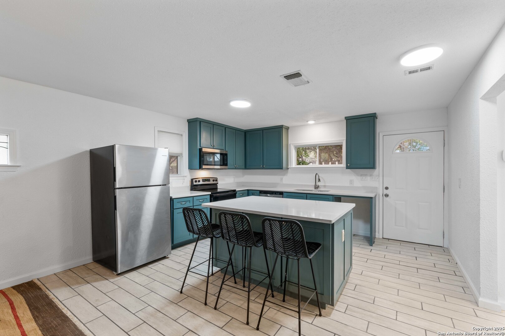 143 Park Dr