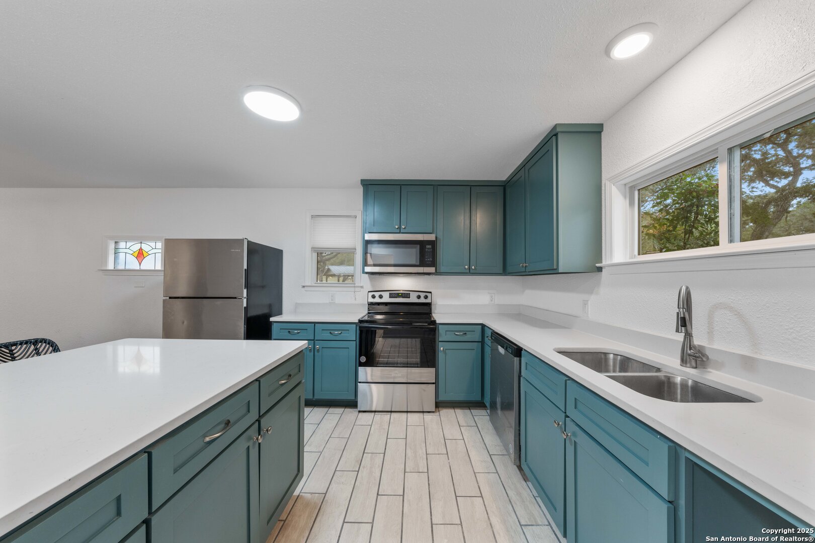 143 Park Dr