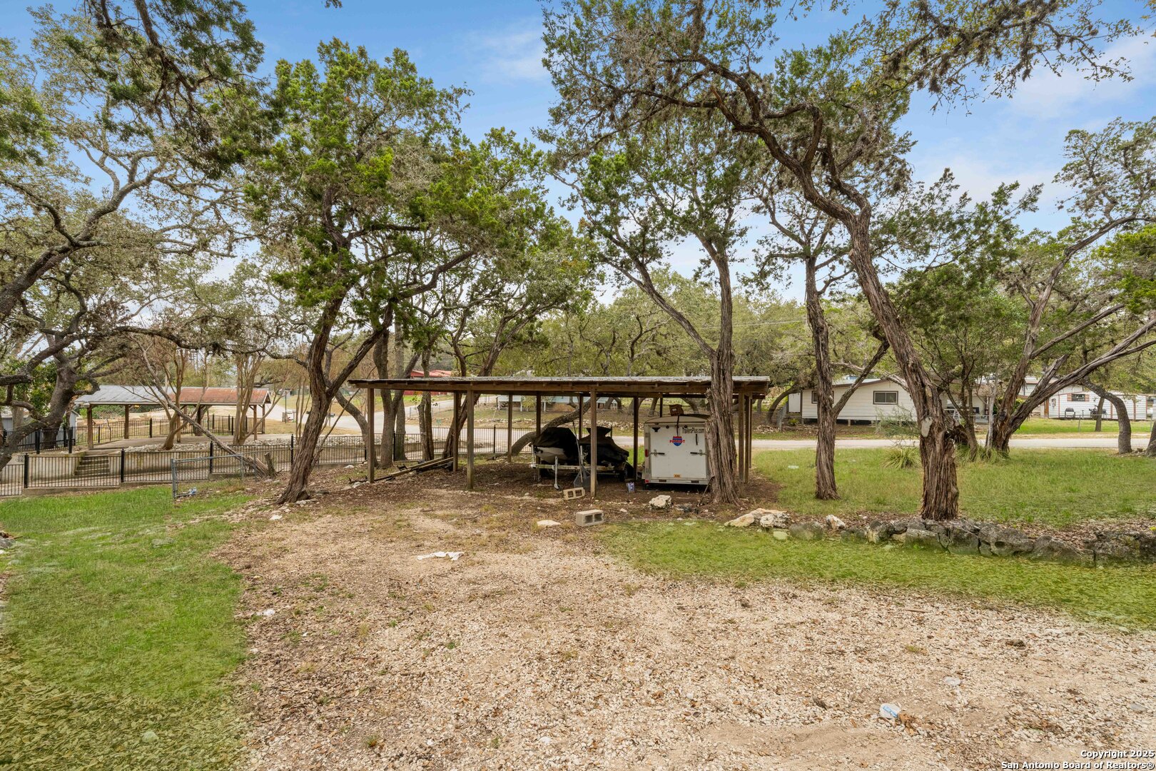 143 Park Dr