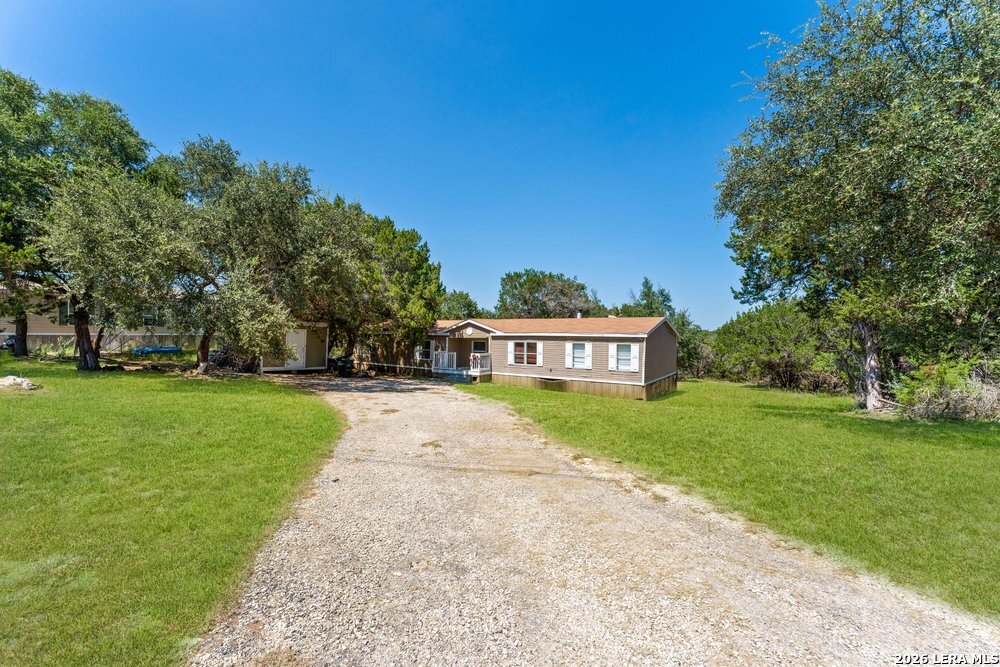576 Wright Dr