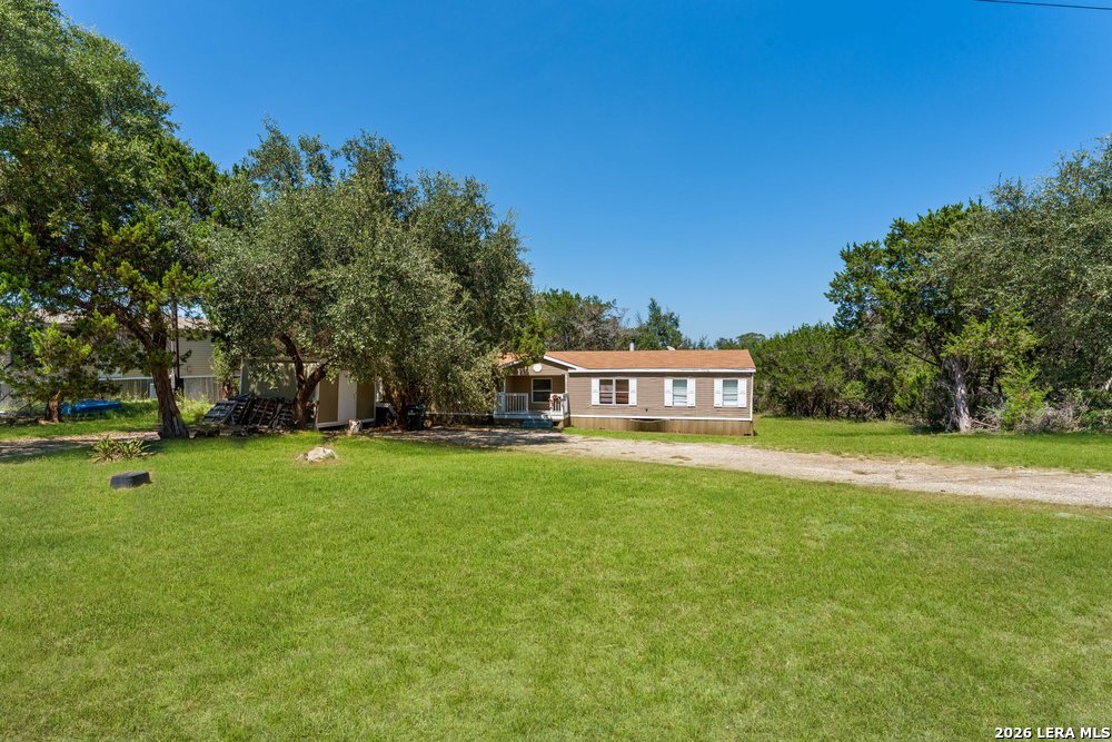 576 Wright Dr