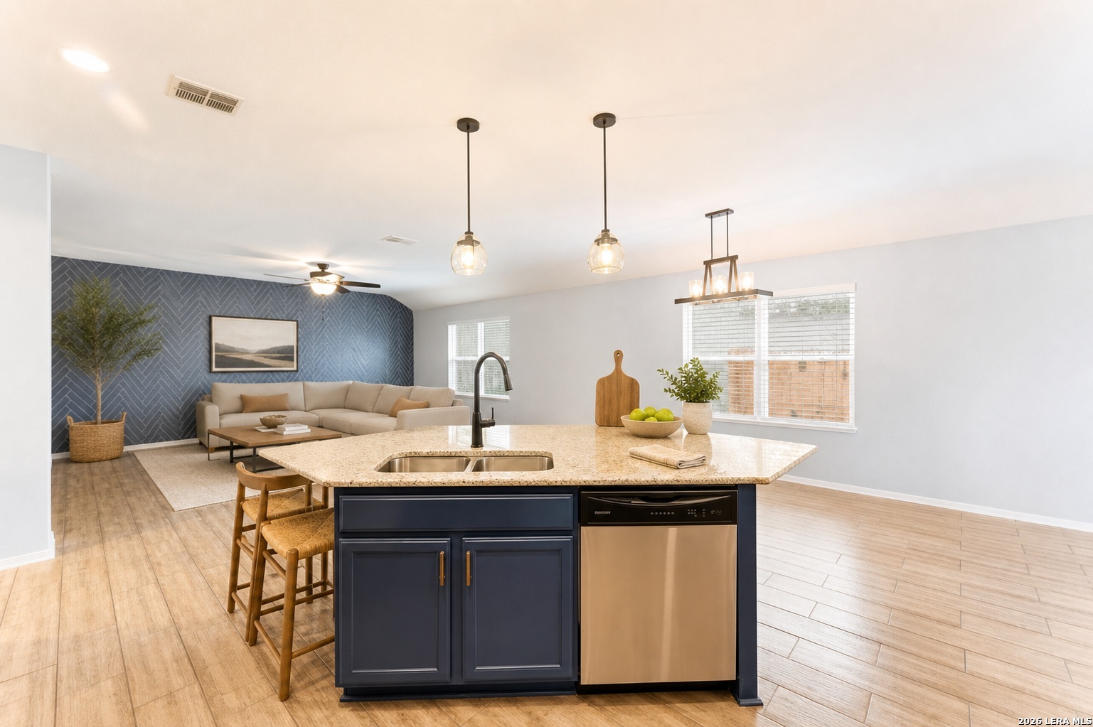 8838 Palmetto Falls