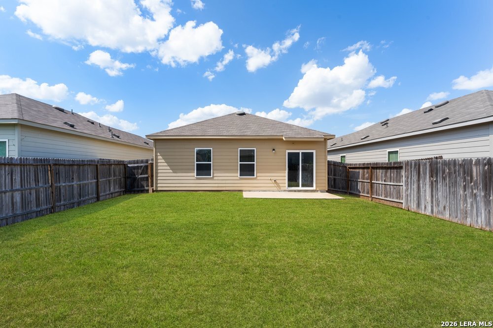 450 Pleasanton Spring