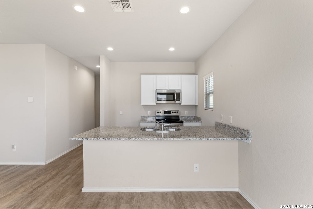 450 Pleasanton Spring