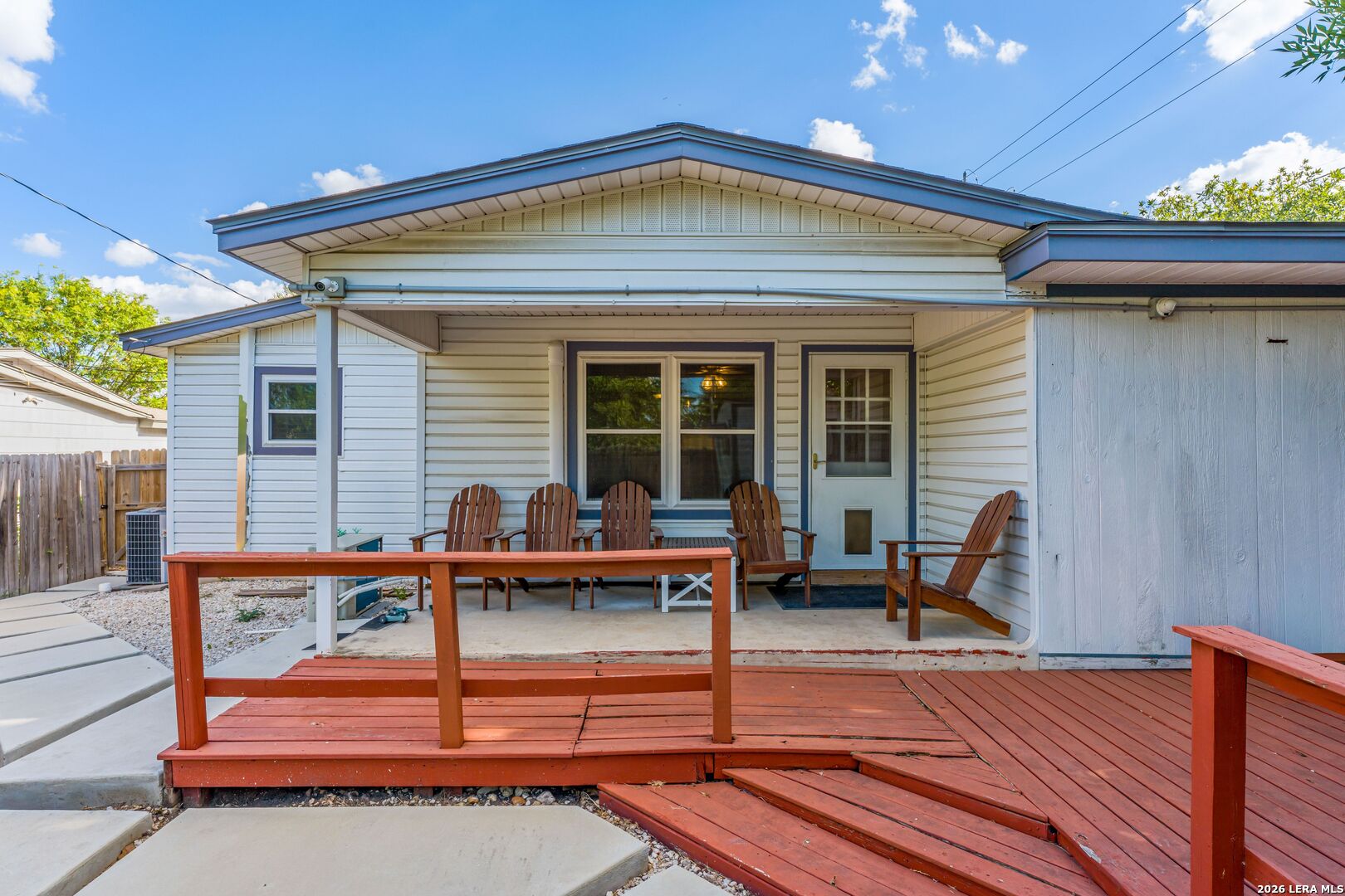 359 Pilgrim Dr