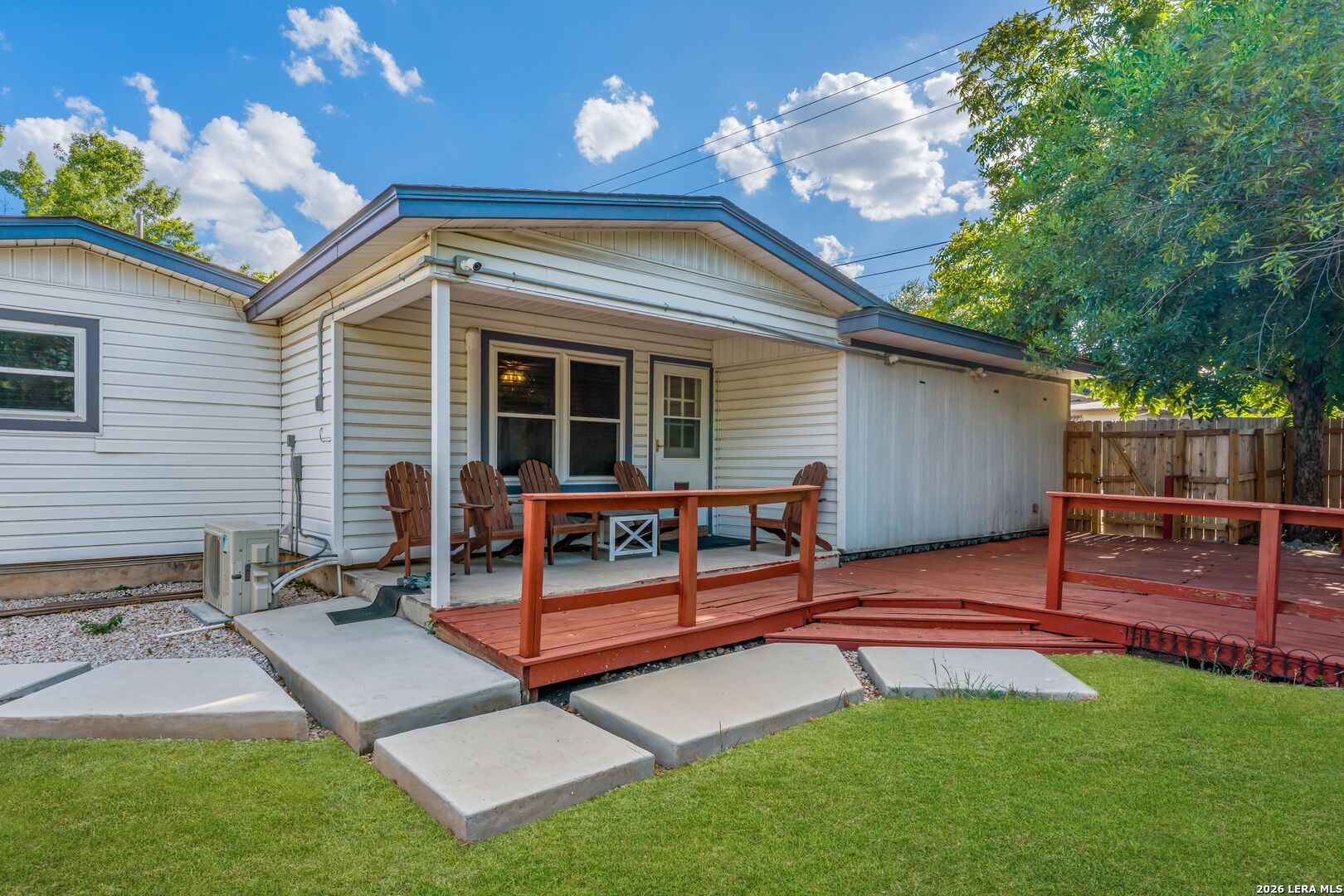 359 Pilgrim Dr