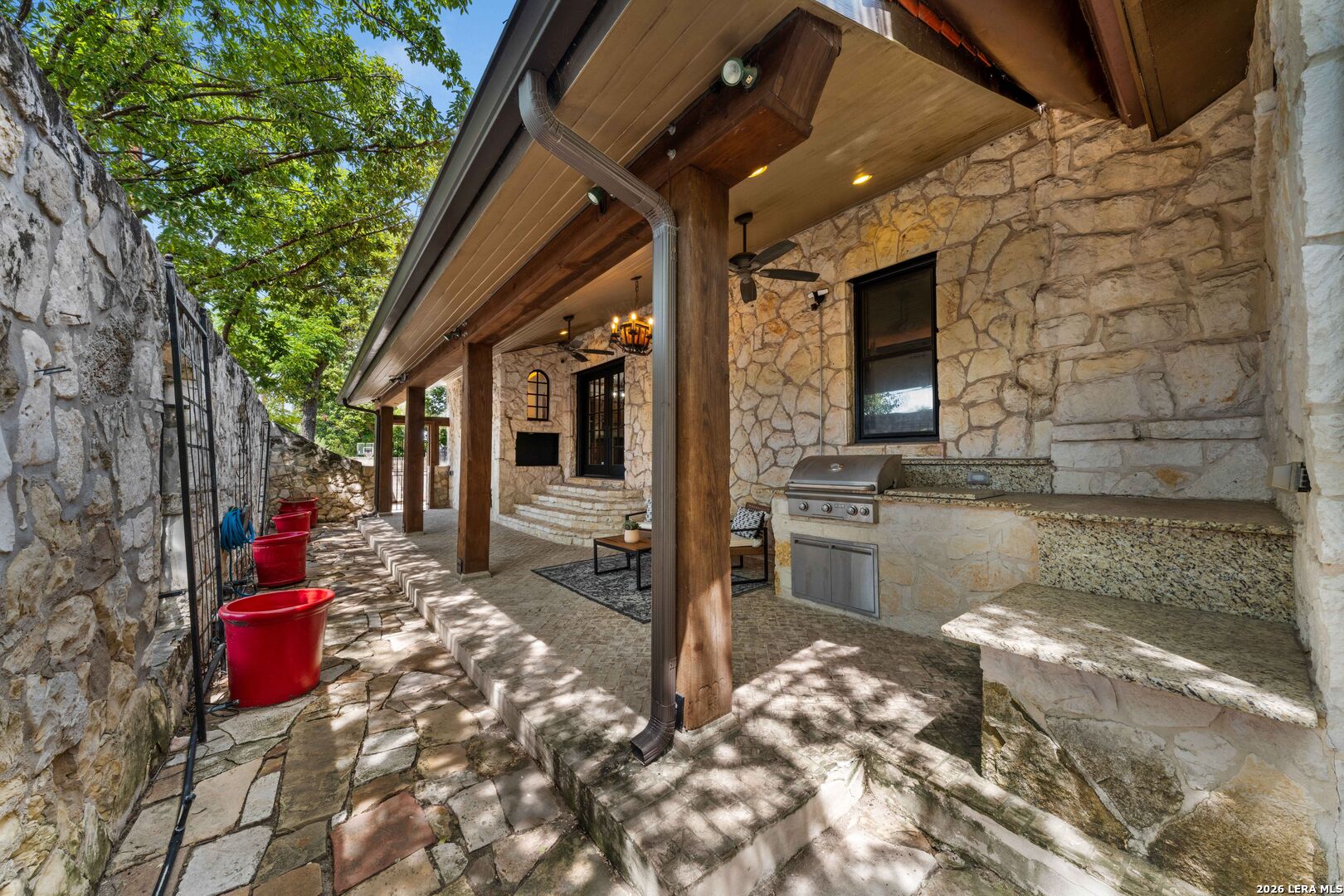 103 PARK HILL DR