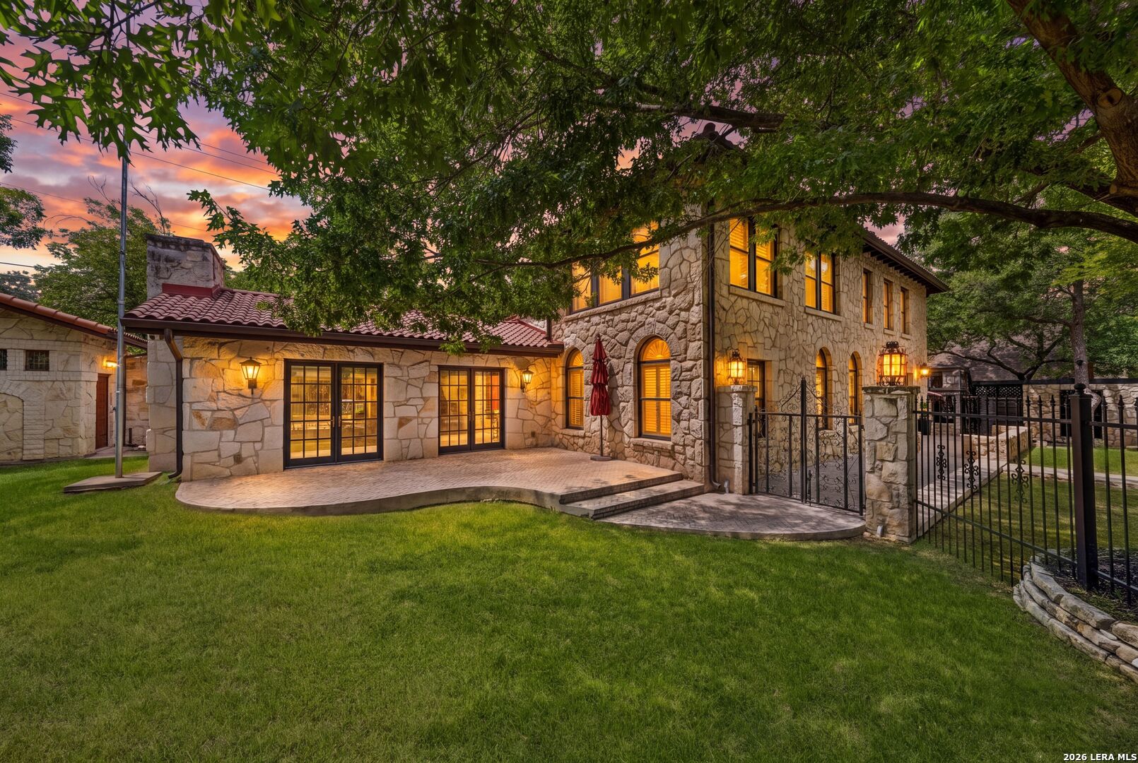 103 PARK HILL DR
