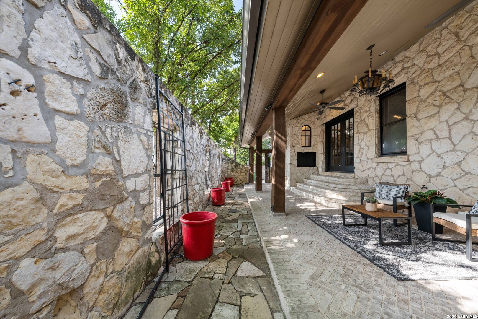 103 PARK HILL DR