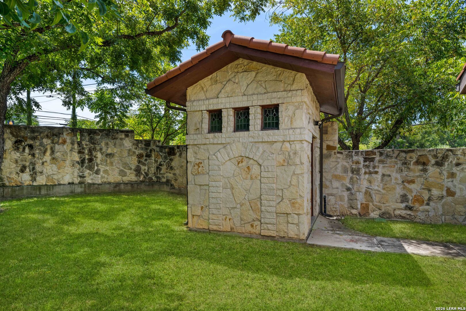 103 PARK HILL DR