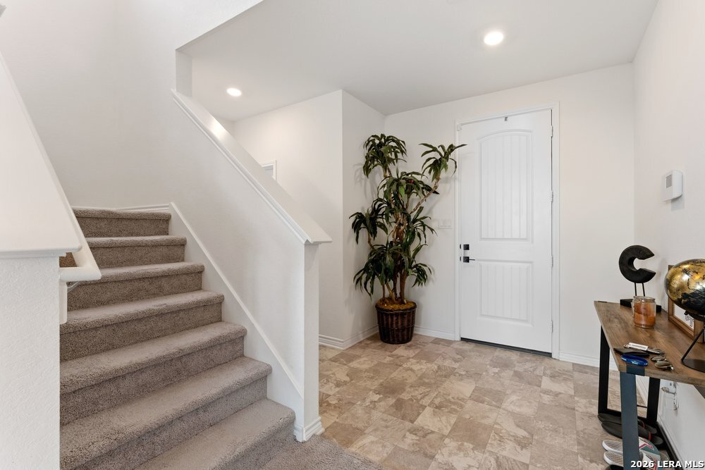9422 Braman Pt