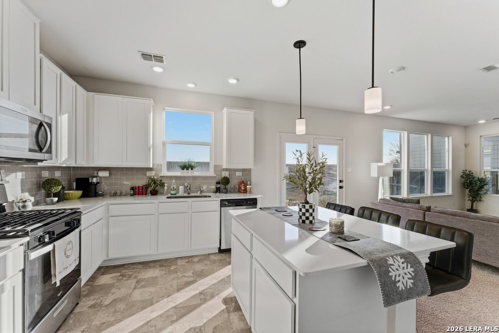 9422 Braman Pt
