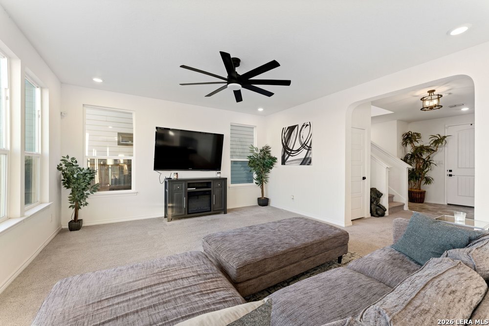 9422 Braman Pt