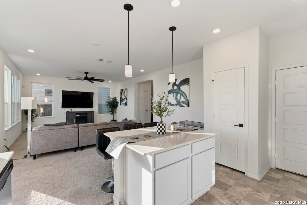 9422 Braman Pt