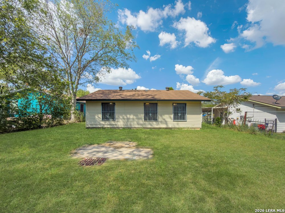 6130 Bark Valley